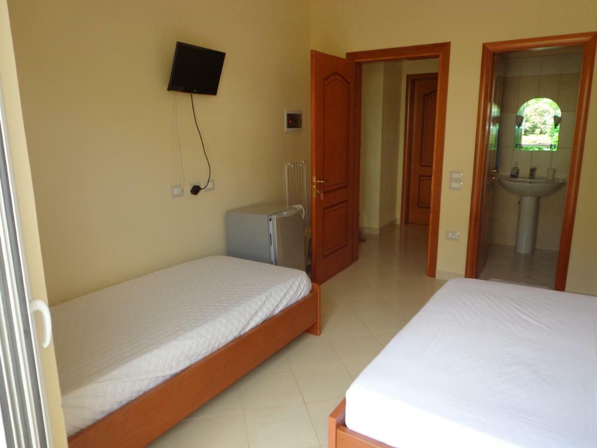 Olympian Rooms Dhermi Exterior photo
